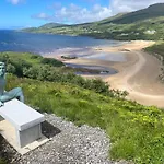 Island Hill House, Beautiful, Modern, 6 Bed Hébergement de vacances