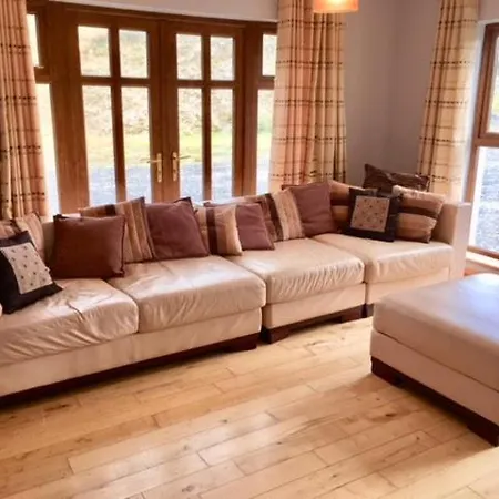 Prázdninový dům Island Hill House, Beautiful, Modern, 6 Bed Killybegs