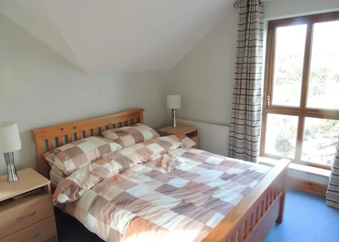 Island Hill House, Beautiful, Modern, 6 Bed 펜션