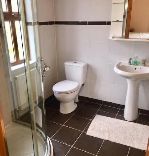 펜션 Island Hill House, Beautiful, Modern, 6 Bed 킬리벡스