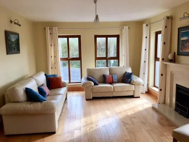 Island Hill House, Beautiful, Modern, 6 Bed *